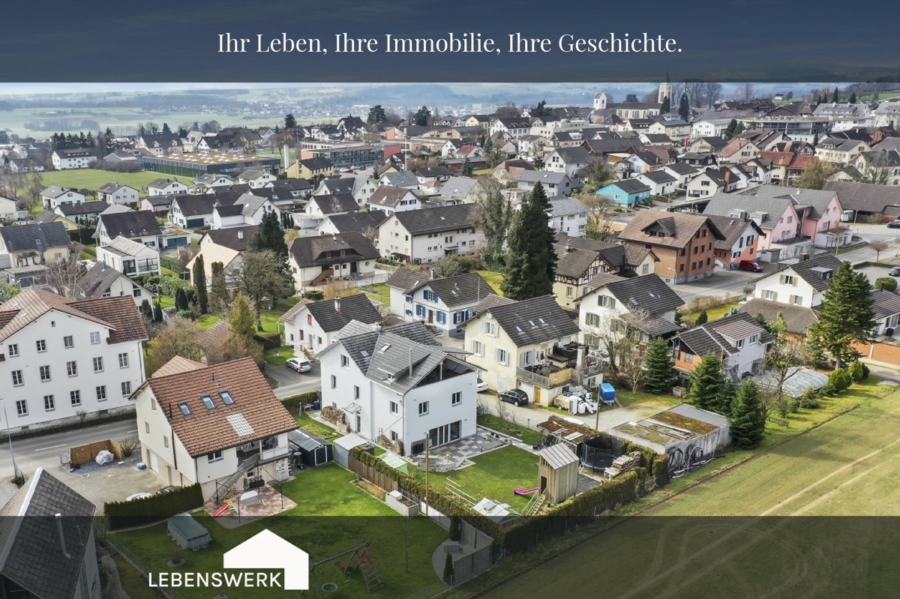 Berg - Im Herzen des Thurgaus - Grosses Haus für Praxis oder Gewerbe - Berg TG