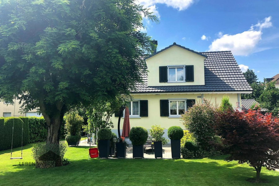 Einfamilienhaus mit grossem Grundstück - Weinfelden - Titelbild